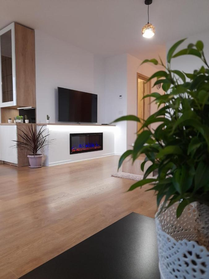 Luxury Panorama Apartament,Coresi Brassó Kültér fotó