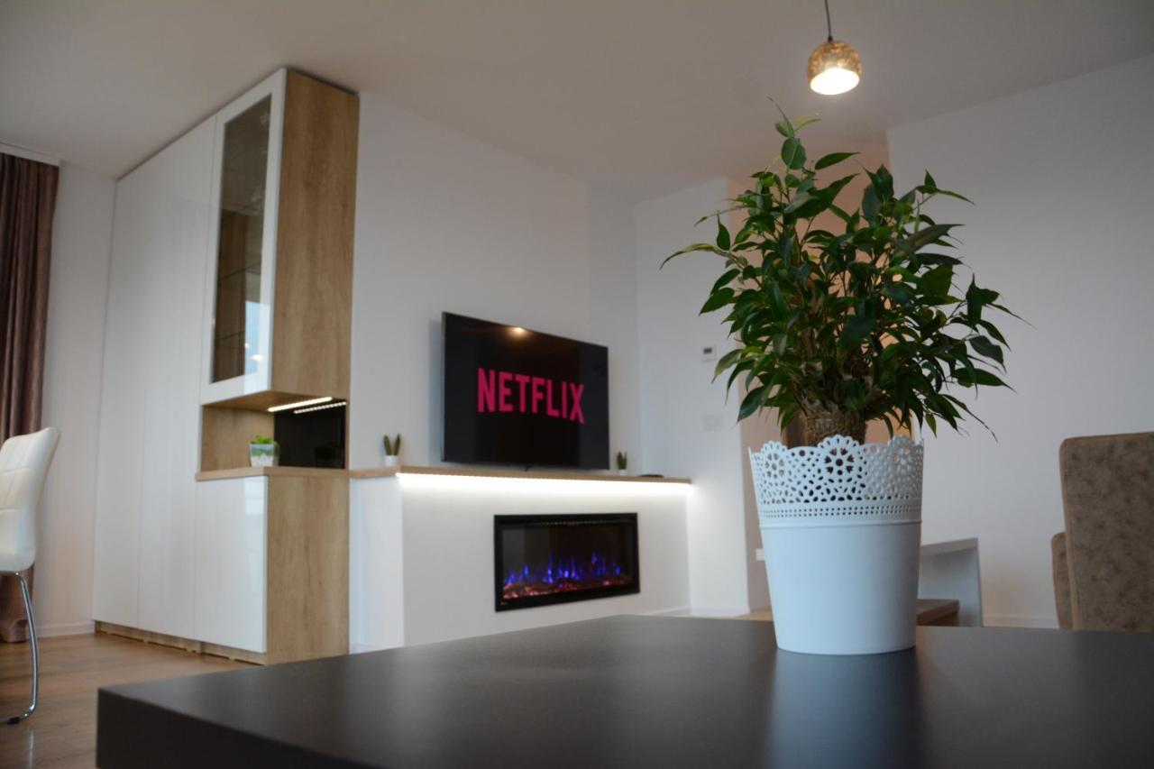 Luxury Panorama Apartament,Coresi Brassó Kültér fotó