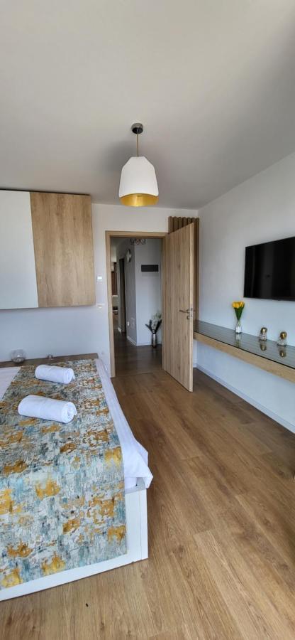 Luxury Panorama Apartament,Coresi Brassó Kültér fotó